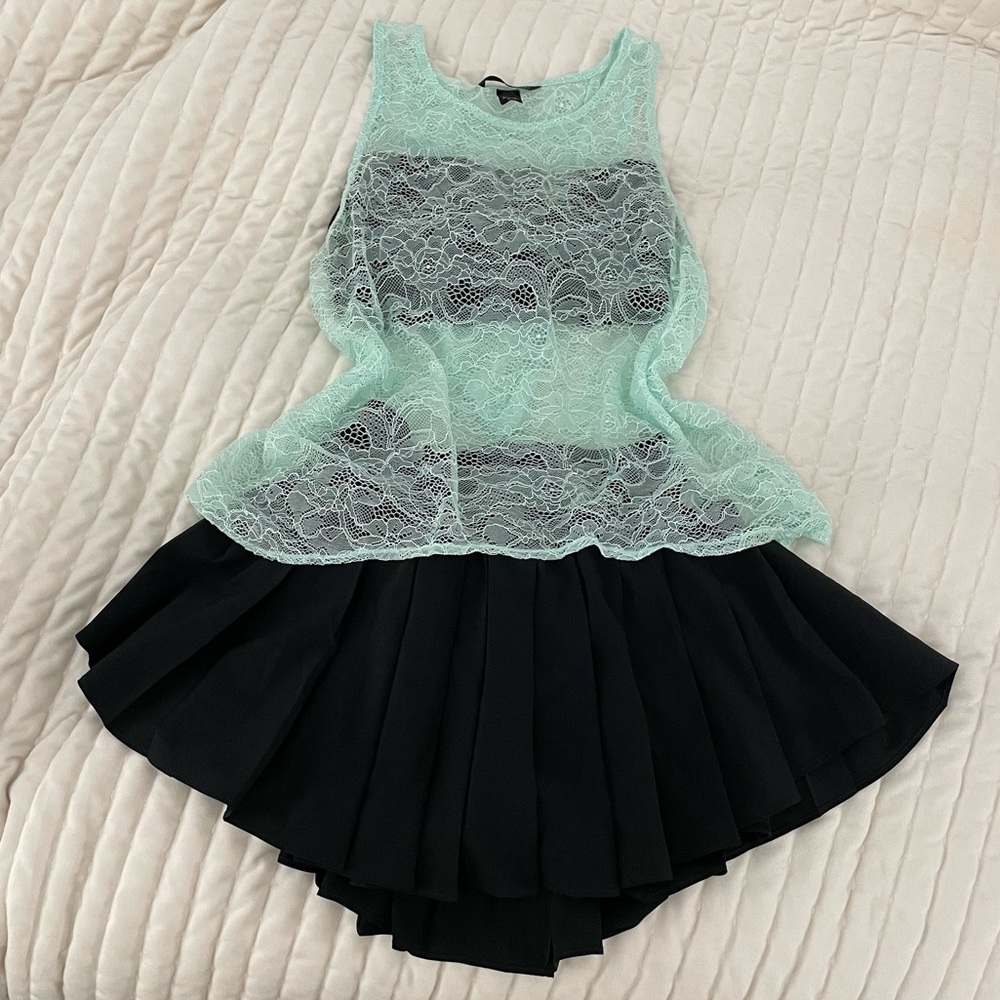 Victoria’s secret blue lace tank top